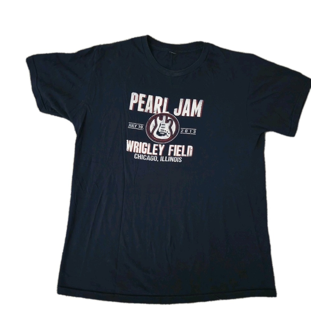 Pearl Jam Wrigley Field T-Shirt Chicago Size M July 19 2013 One Night Rare